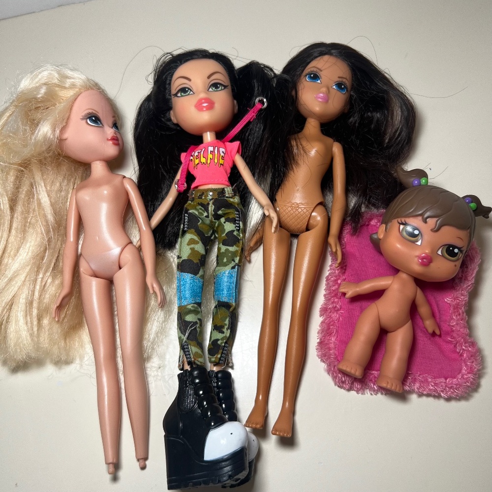 Bratz Doll Bundle of Four Baby Bratz Yazmin Bigger Dolls Y2K Vintage Mix W/ New